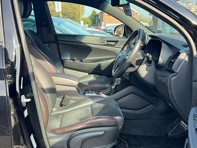Hyundai TUCSON 1.6 CRDi MHEV N Line DCT Euro 6 (s/s) 5dr Black