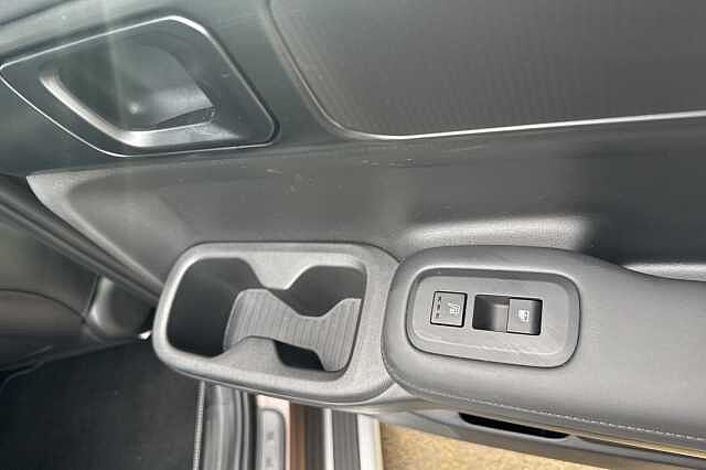 Hyundai SANTA FE 1.6 TGDi Hybrid Calligraphy 5dr Auto **SIDE STEPS FITTED**