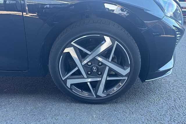 Hyundai I20 1.0T GDi Premium 5dr DCT Black