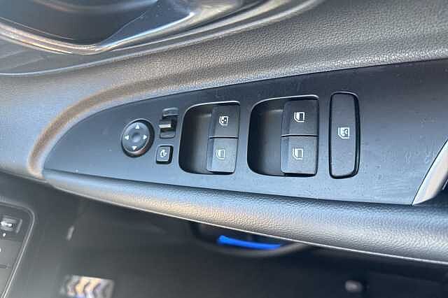 Hyundai BAYON 1.0 TGDi 48V MHEV Premium 5dr DCT Green