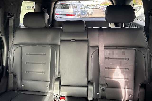 Hyundai SANTA FE 1.6 TGDi Hybrid Calligraphy 5dr Auto **SIDE STEPS FITTED**