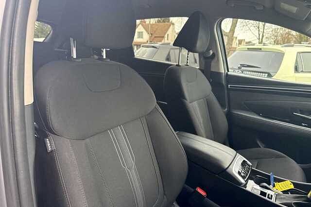 Hyundai TUCSON 1.6 TGDi 48V MHD Premium 5dr 2WD DCT