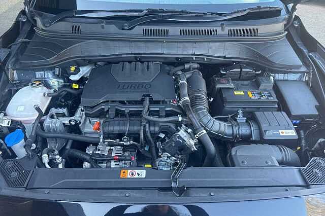 Hyundai KONA 1.0 TGDi 48V MHEV SE Connect 5dr Black