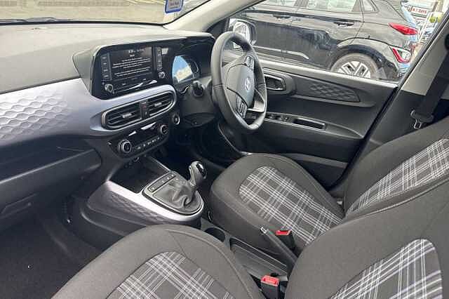 Hyundai I10 1.2 [79] Premium 5dr Auto [Nav] **PRE REG** Blue