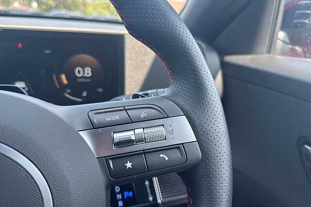 Hyundai KONA 1.6T 138 N Line 5dr DCT Red