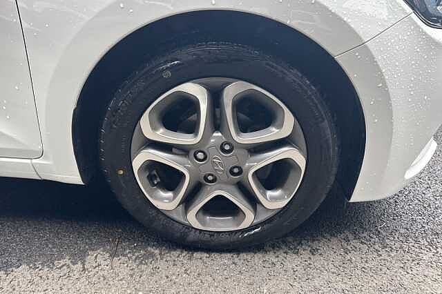 Hyundai I20 1.2 MPi Play 5dr White