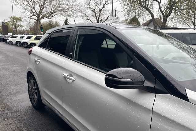 Hyundai I20 1.2 MPi Play 5dr White