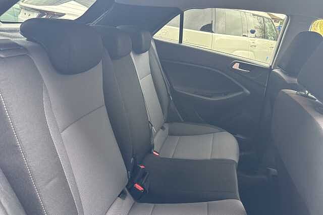 Hyundai I20 1.2 MPi Play 5dr White