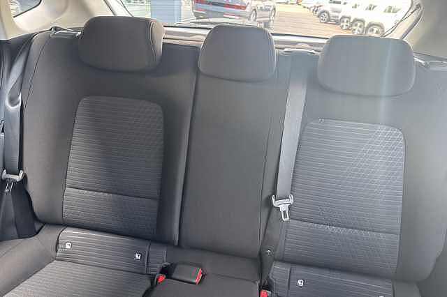 Hyundai I20 1.0T GDi 48V MHD SE Connect 5dr DCT White