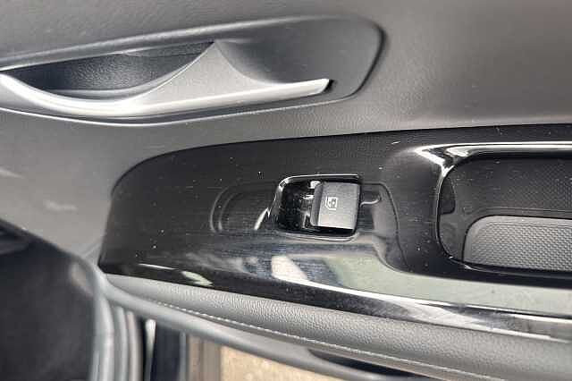 Hyundai TUCSON 1.6 TGDi Hybrid 230 Premium 5dr 2WD Auto Black