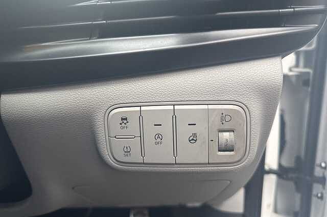 Hyundai BAYON 1.0 TGDi Ultimate 5dr DCT White