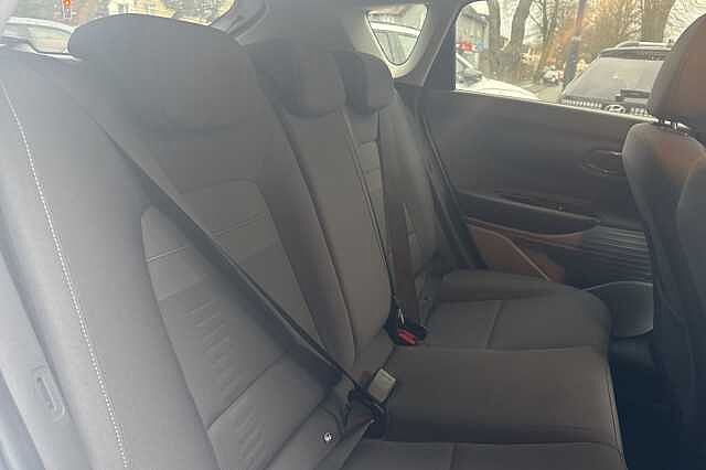 Hyundai BAYON 1.0 TGDi Ultimate 5dr DCT White