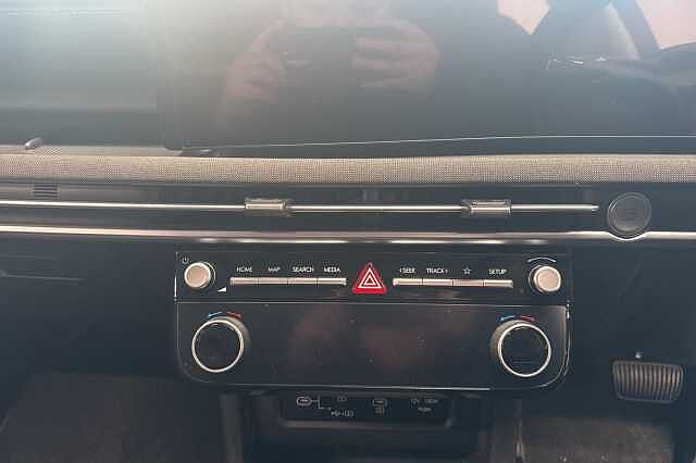 Hyundai TUCSON 1.6T Hybrid Ultimate 5dr Auto **PRE-REG - DELIVERY MILES** Black