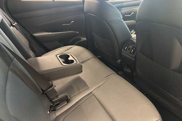 Hyundai TUCSON 1.6T Hybrid Ultimate 5dr Auto **PRE-REG - DELIVERY MILES** Black