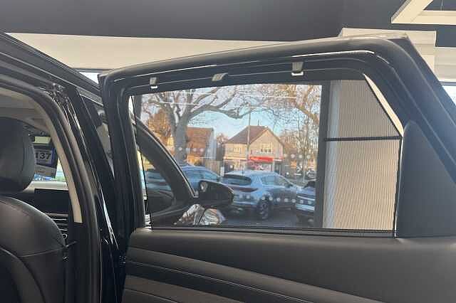 Hyundai TUCSON 1.6T Hybrid Ultimate 5dr Auto **PRE-REG - DELIVERY MILES** Black