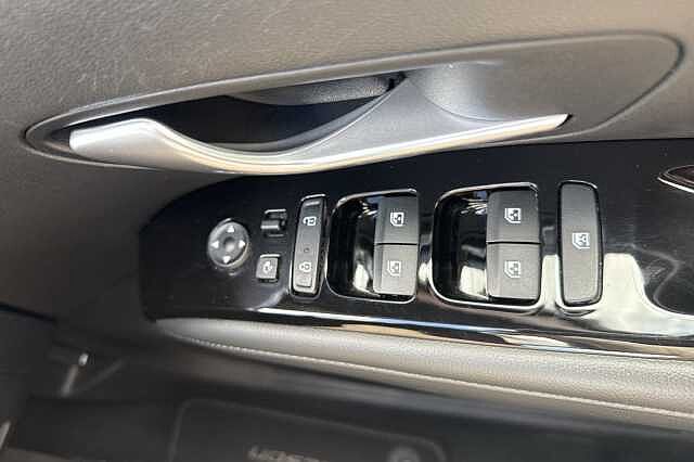 Hyundai TUCSON 1.6 TGDi Hybrid 230 Premium 5dr 2WD Auto Silver