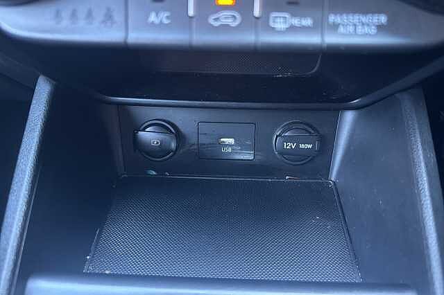 Hyundai KONA 1.0 TGDi 48V MHEV SE Connect 5dr Black