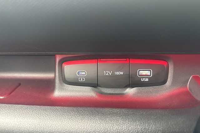 Hyundai INSTER 85kW 02 49kWh 5dr Auto Black