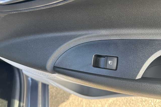Hyundai i20 1.0T GDi 90 Tech Line 5dr