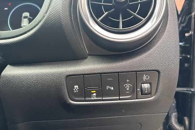 Hyundai KONA 150kW Premium 64kWh 5dr Auto