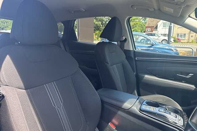 Hyundai TUCSON 1.6 TGDi Hybrid 230 Premium 5dr 2WD Auto Silver