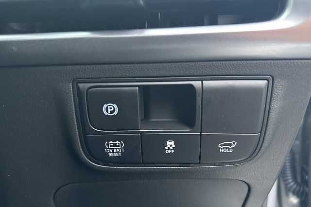 Hyundai TUCSON 1.6T Hybrid Ultimate 5dr Auto  **PRE-REG - DELIVERY MILES** Silver