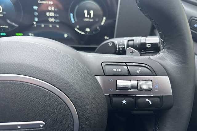 Hyundai TUCSON 1.6T Hybrid Ultimate 5dr Auto  **PRE-REG - DELIVERY MILES** Silver