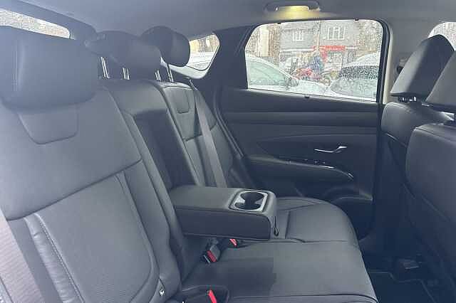 Hyundai TUCSON 1.6T Hybrid Ultimate 5dr Auto  **PRE-REG - DELIVERY MILES** Silver