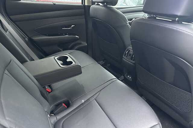 Hyundai TUCSON 1.6T Hybrid Ultimate 5dr Auto  **PRE-REG - DELIVERY MILES** Silver