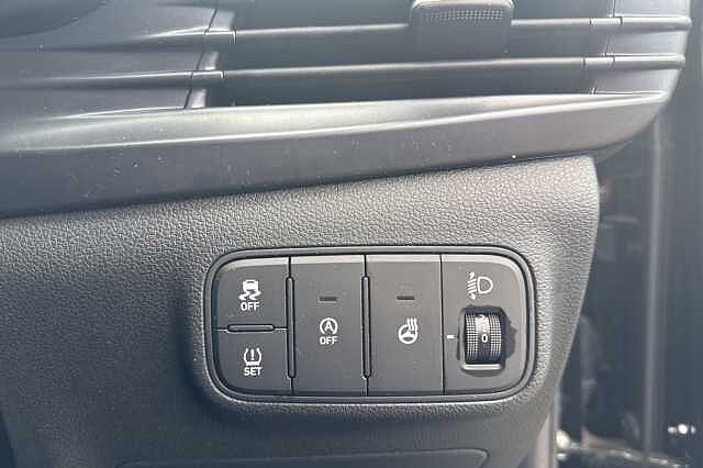 Hyundai I20 1.0T GDi Premium 5dr DCT Black