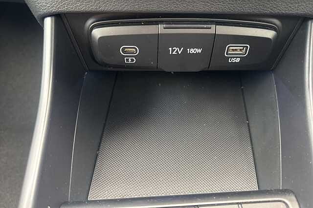 Hyundai I20 1.0T GDi Premium 5dr DCT Black
