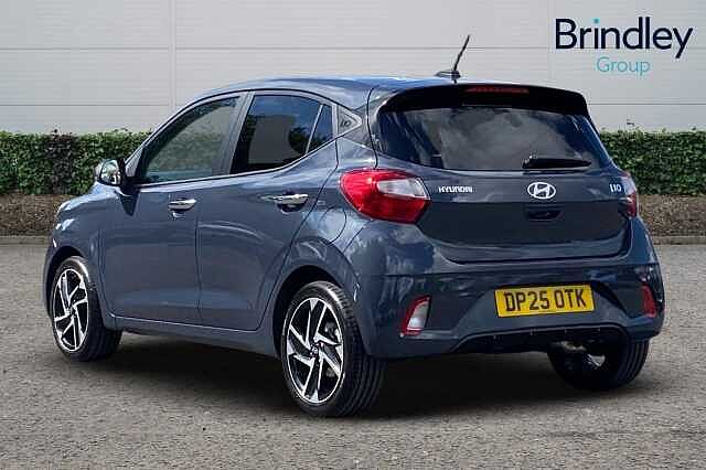 Hyundai i10 1.0 Premium Hatchback 5dr Petrol Manual Euro 6 (s/s) (63 ps)