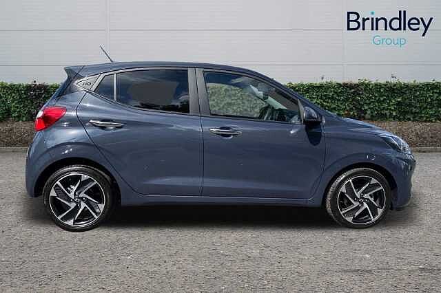 Hyundai i10 1.0 Premium Hatchback 5dr Petrol Manual Euro 6 (s/s) (63 ps)