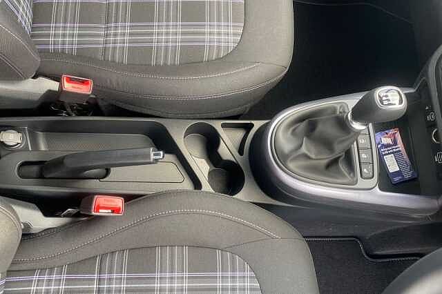 Hyundai i10 1.0 Premium Hatchback 5dr Petrol Manual Euro 6 (s/s) (63 ps)