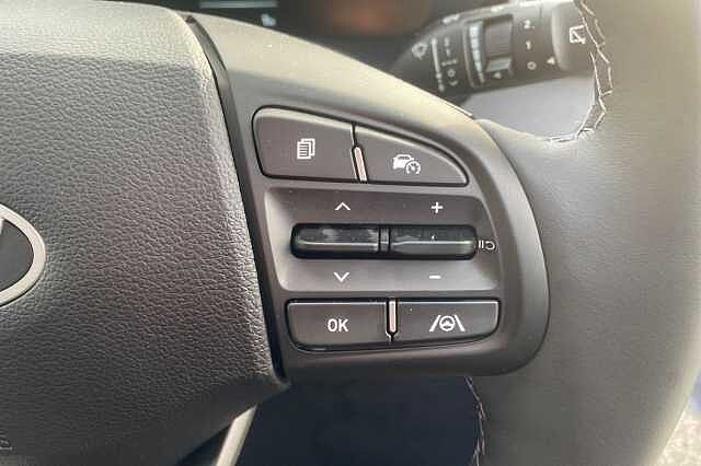 Hyundai i10 1.0 Premium Hatchback 5dr Petrol Manual Euro 6 (s/s) (63 ps)