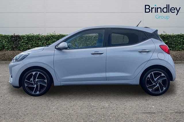Hyundai i10 1.0 Premium Hatchback 5dr Petrol Manual Euro 6 (s/s) (63 ps)