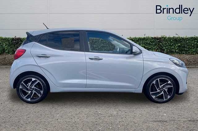 Hyundai i10 1.0 Premium Hatchback 5dr Petrol Manual Euro 6 (s/s) (63 ps)