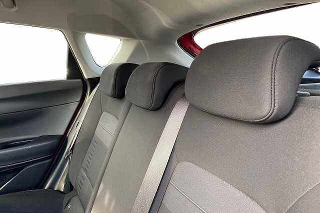 Hyundai BAYON Hat 1.0 T-gdi 90ps Tech Line Dragon Red