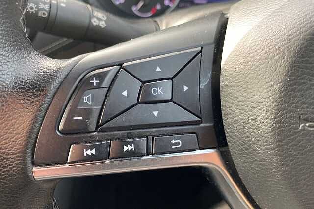 Nissan Juke 1.0 DIG-T N-Connecta SUV 5dr Petrol Manual Euro 6 (s/s) (114 ps)