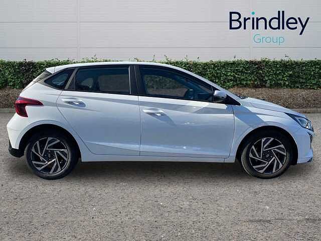 Hyundai I20 1.0 T-GDi Advance Hatchback 5dr Petrol DCT Euro 6 (s/s) (100 ps) Atlas White