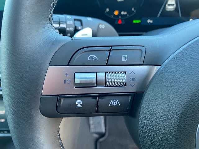 Hyundai TUCSON 1.6 T-GDi Ultimate SUV 5dr Petrol Hybrid Auto Euro 6 (s/s) (215 ps) Silver