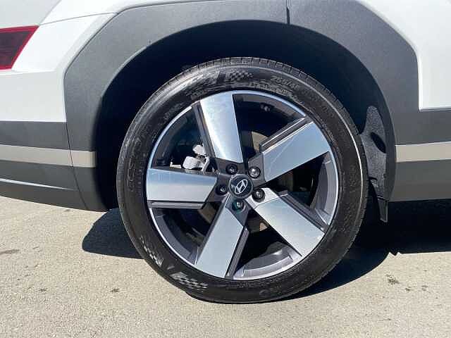 Hyundai SANTA FE 1.6 T-GDi 13.8kWh Premium SUV 5dr Petrol Plug-in Hybrid Auto 4WD Euro 6 (s/s) (7 White