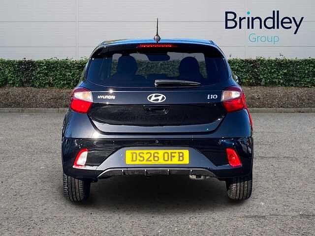 Hyundai I10 1.2 Premium Hatchback 5dr Petrol Manual Euro 6 (s/s) (79 ps) Black