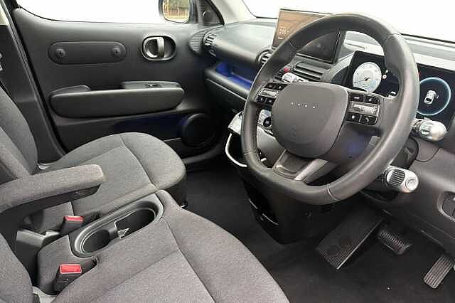Hyundai INSTER 85kW 02 49kWh 5dr Auto