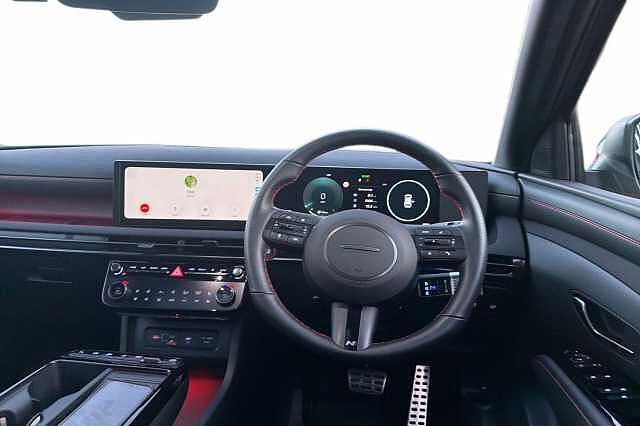 Hyundai TUCSON 1.6T Plug-in Hybrid N Line S 5dr 4WD Auto Pearl - Abyss black