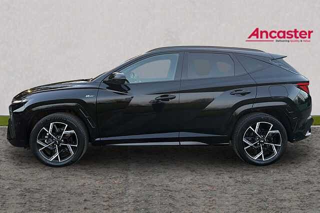 Hyundai TUCSON 1.6T Plug-in Hybrid N Line S 5dr 4WD Auto Pearl - Abyss black