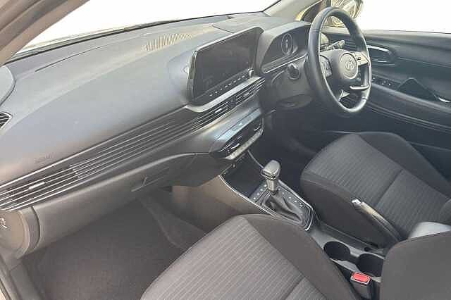Hyundai I20 1.0T GDi 48V MHD Premium 5dr DCT Sleek silver