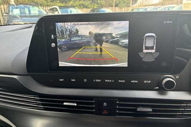 Hyundai I20 1.0T GDi 48V MHD Premium 5dr DCT Sleek silver