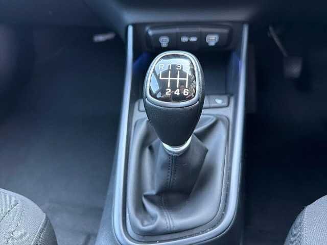 Hyundai I20 1.0T GDi Premium 5dr Pearl - Dragon red