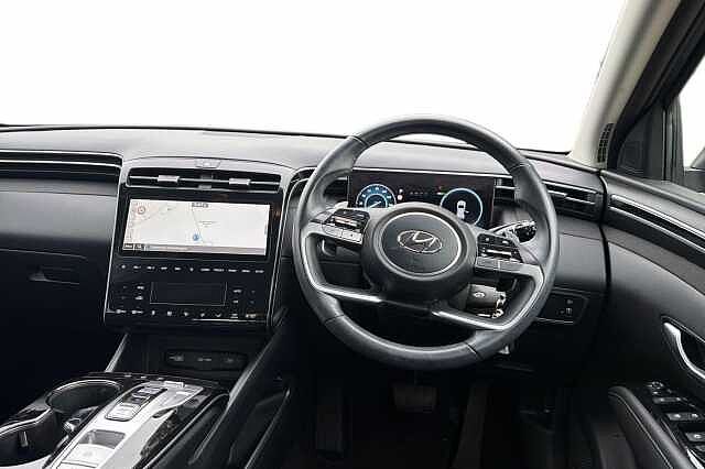 Hyundai TUCSON 1.6 TGDi Hybrid 230 SE Connect 5dr 2WD Auto BLACK